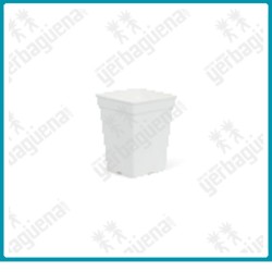 Maceta cuadrada blanca de 5.5 L.